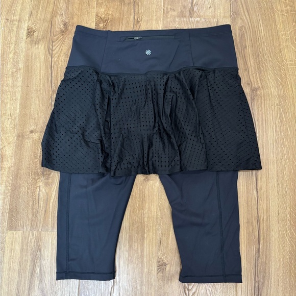 Athleta A game 2 in 1 crop leggings and tennis skirt combo - Picture 2 of 4